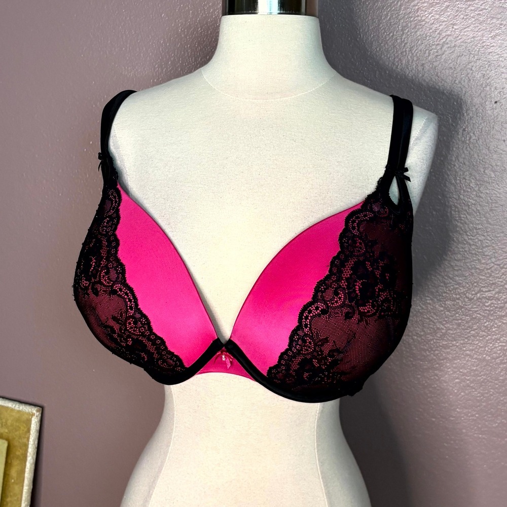 Torrid 42DDD Pink Black Lace Push Up Bra‎ Plunge Underwire Support